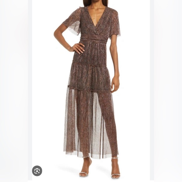 FLORET STUDIOS Open Back Metallic Plissé Dress in Gold. Small - Picture 1 of 5